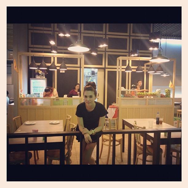 "เมย์ เฟื่องฯ"สวย เริ่ด ไฮโซ!