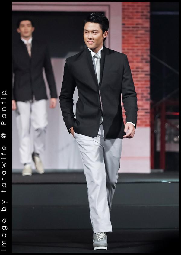 หล่อกระชากใจ ใครหล่อสุด !!