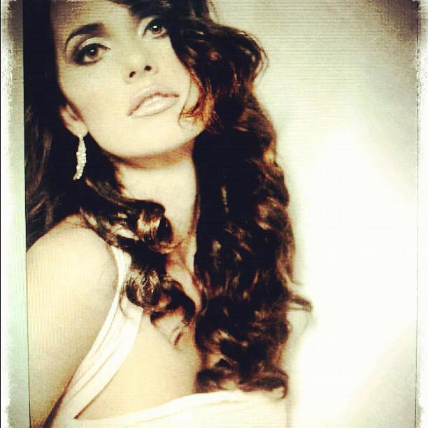 Miss Venezuela Universe2012 ซ้อมเีรียนโพสท่าถ่ายภาพ