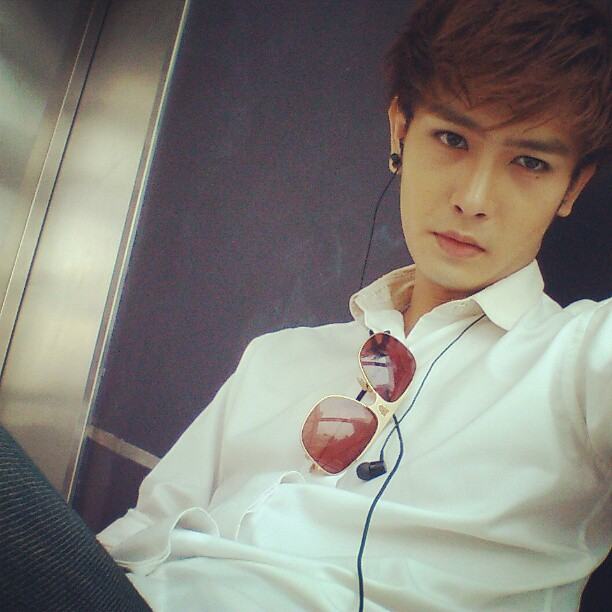 พี่เนย์ หนุ่มหล่อจาก ม.กรุงเทพ