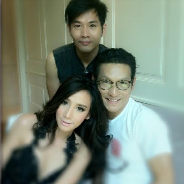 อั้ม สวย รวย ฮอท !