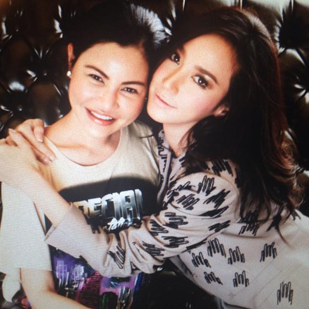 อั้ม สวย รวย ฮอท !