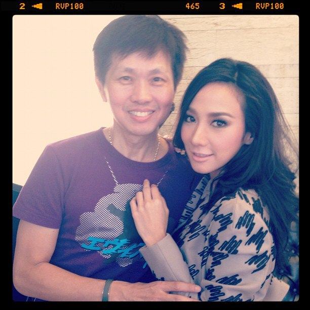 อั้ม สวย รวย ฮอท !