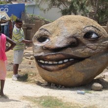 The Distorted Street Faces of Andre Muniz Gonzaga