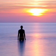 Stunning Photographs of Antony Gormley’s ‘Another Place’ by Paul Sutton