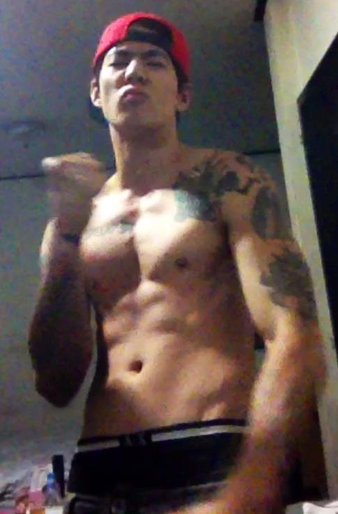 ฮาเวิร์ด  หวัง