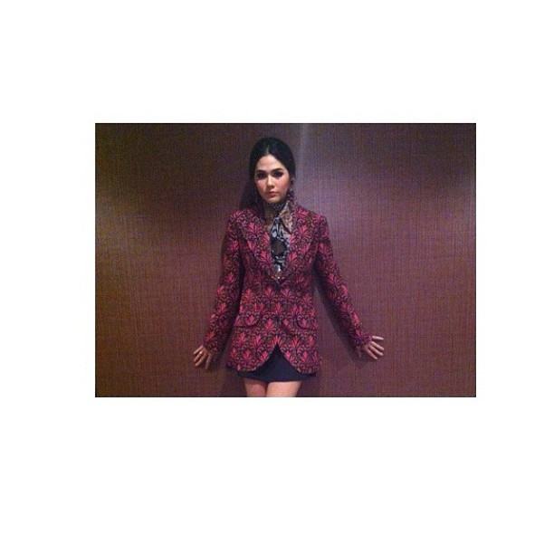 ARAYA A. HARGATE #fashionista on IG