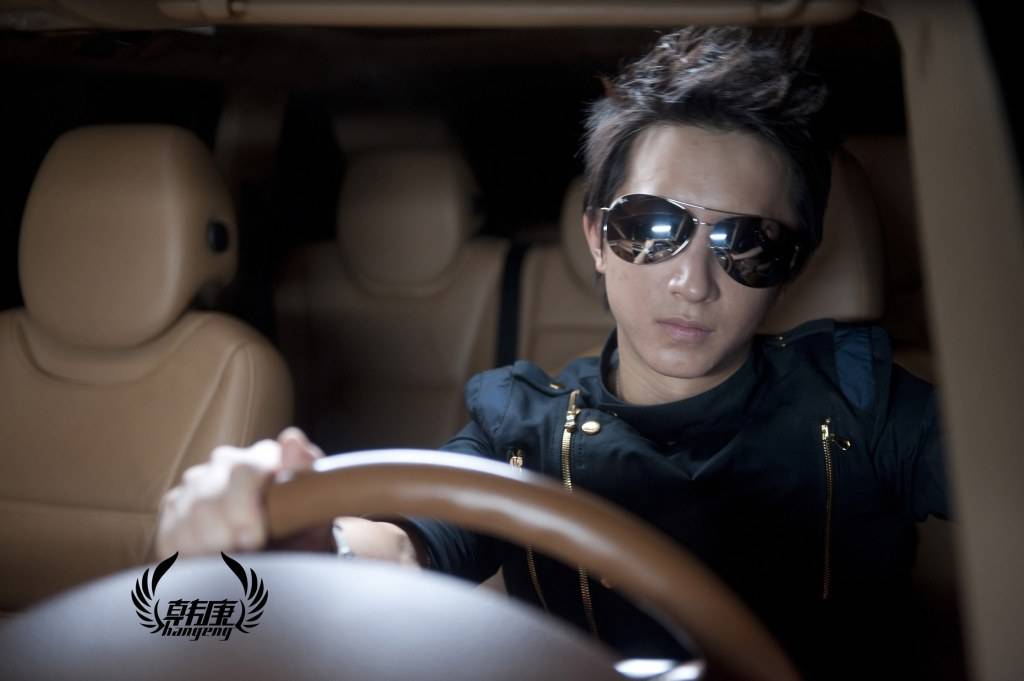 ไปเจอมาไม่รุคัยอิอิ เท่ดี