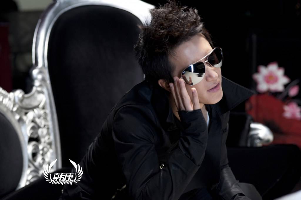 ไปเจอมาไม่รุคัยอิอิ เท่ดี