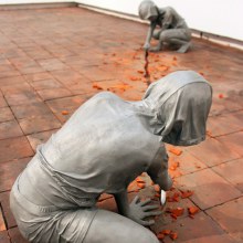 Gregor Gaida’s Aluminum Boys Destroy Art Gallery Floors