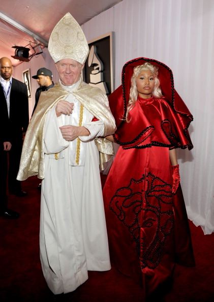 Nicki Minaj 2012 grammys red carpet
