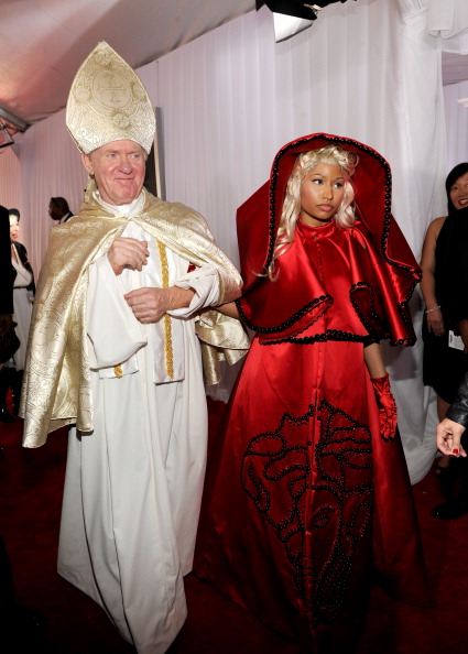 Nicki Minaj 2012 grammys red carpet