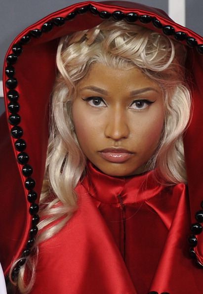 Nicki Minaj 2012 grammys red carpet