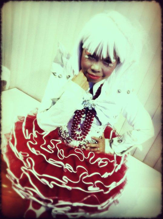 ตุ๊กกี้กับการแต่งตัวสุดล้ำ