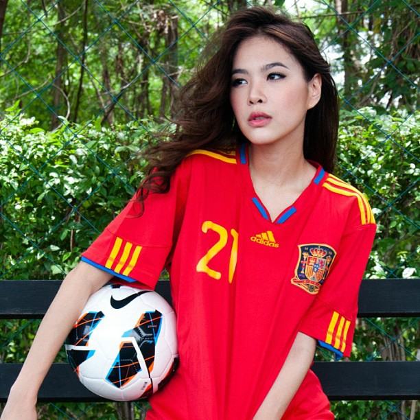 เซ็กซี่แจ้งเกิด "โบวี่ อัฐมา"