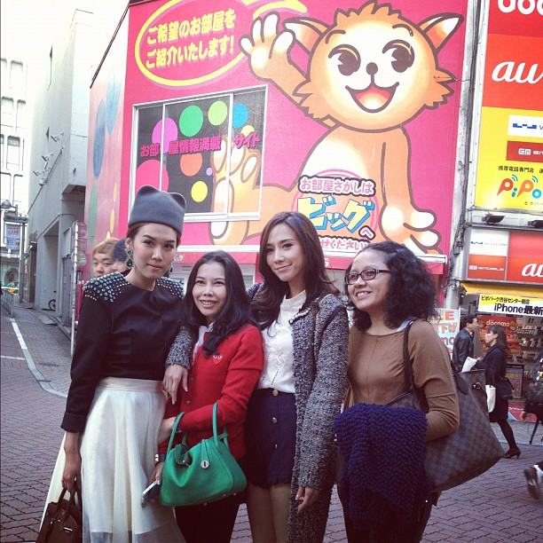 อั้ม พัชราภา แบ๊วๆ ในชุดนักเรียนมัธยมญี่ปุ่น II