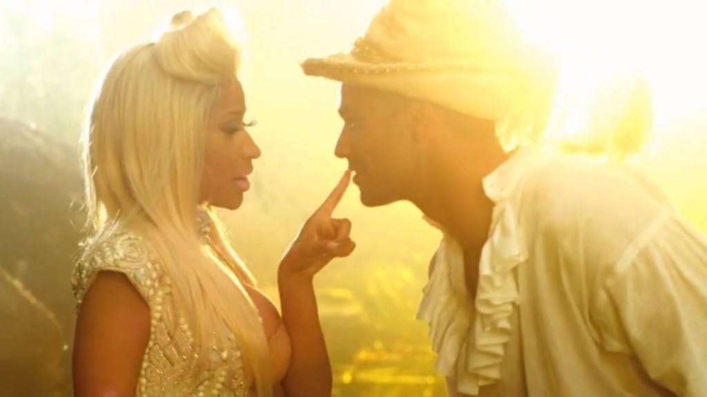 New Single Nicki Minaj - Va Va Voom (Explicit)