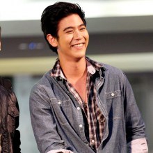 พอร์ช ศรัณย์   งาน Robinson I Go Jeans Jeans Expo 2012 STREET ART & MUSIC