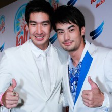 เดี่ยว-สุริยนต์ & บอย-ปกรณ์ @ งานเปิดตัวผลิตภัณฑ์ “Omo Plus Liquid”