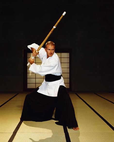 หล่อเซอร์ไฮโซ