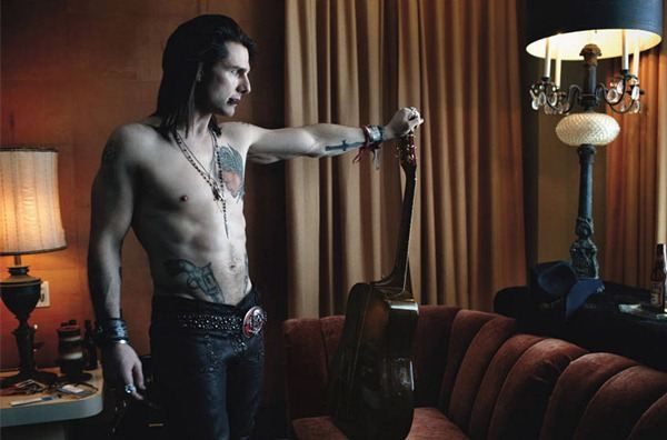 นิตสารหัวนอก