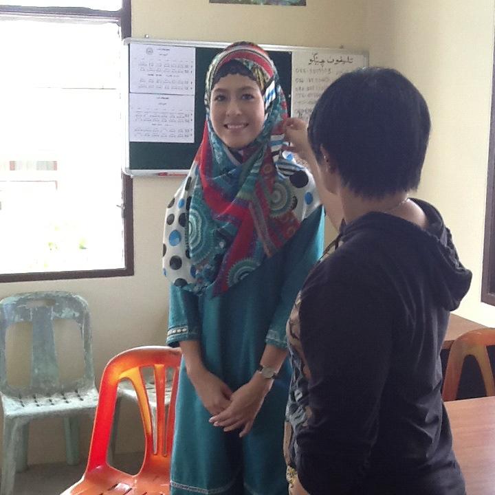 น้องโบว์ลิ่ง นางสาวไทย 2555 ลงใต้ (ปัตตานี) ถ่ายทำหนัง ละติจูดที่ 6