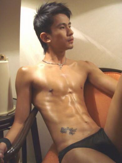 Hey! Boy 18 แค่หุ่นก็เอ็กซ์แล้ว...