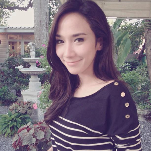 Aum Patchrapa @ Instagram Update !...