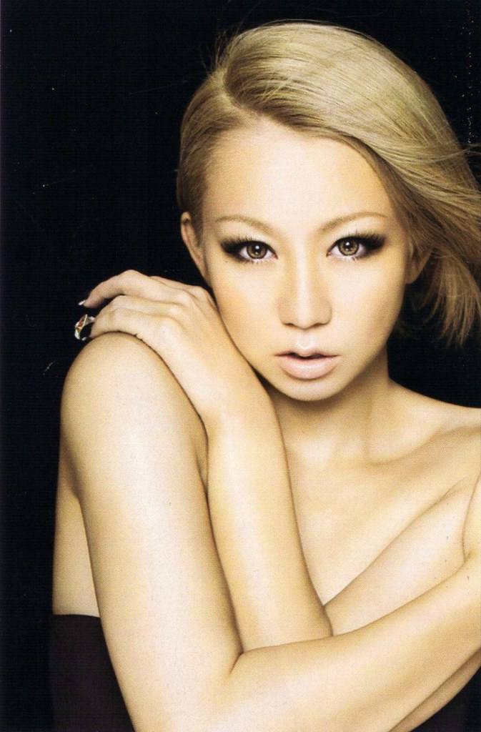 Koda Kumi @ ViVi magazine December 2012