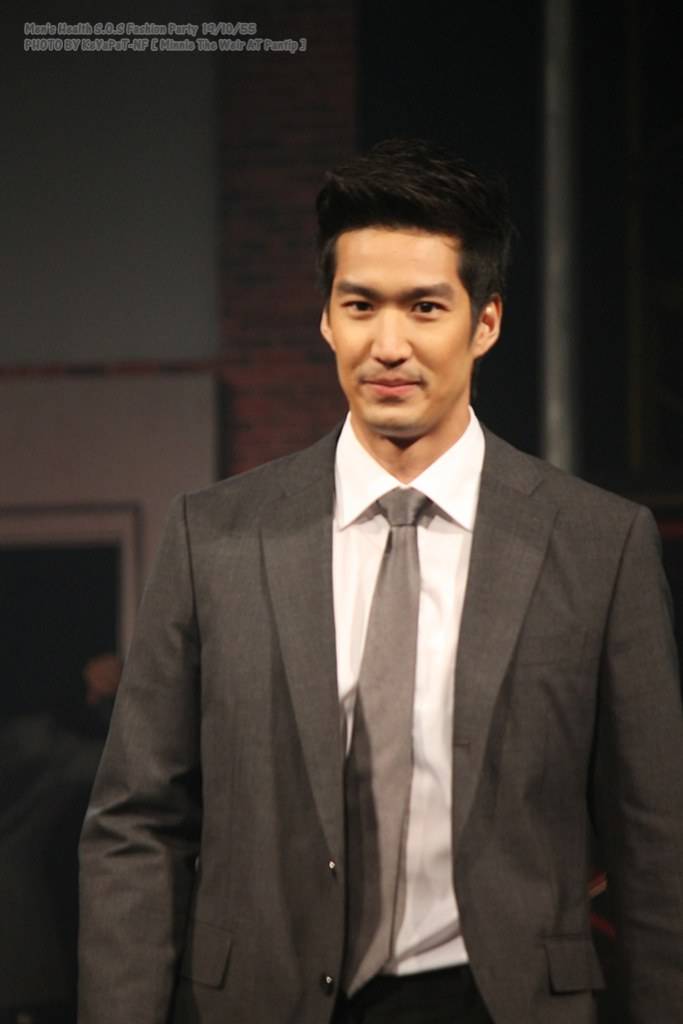 ถ้าเห็นเดินตามถนนคุณจาทำไง...