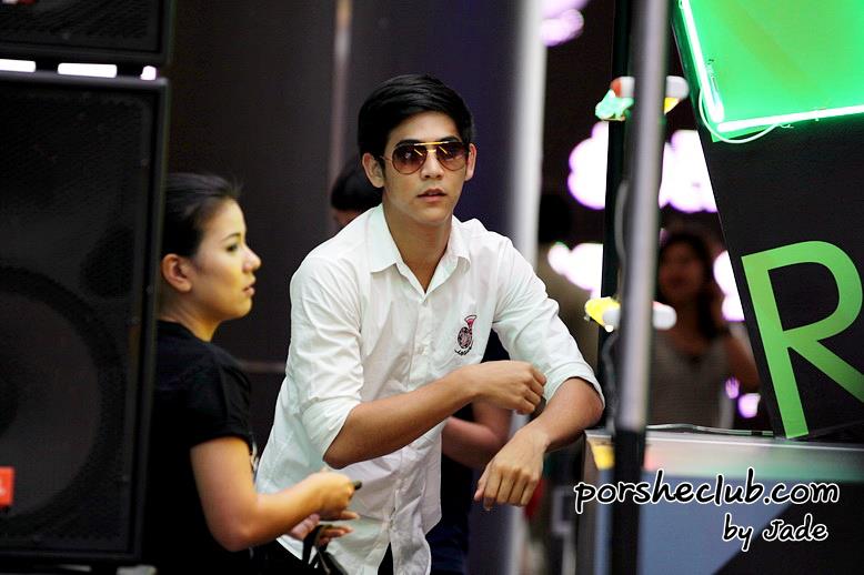 เหลือล้นจริงๆพ่อคนนี้