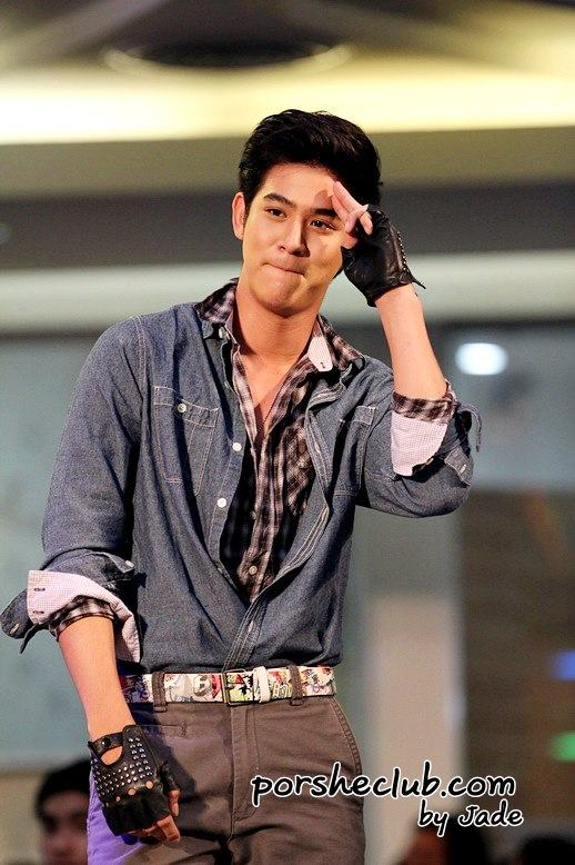 เหลือล้นจริงๆพ่อคนนี้