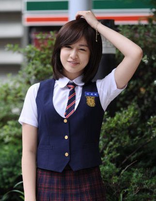 ดาราไทยกับดาราเกาหลีหน้าคล้ายกัน