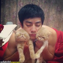 รูปหล่อของพ่อหนุ่ม ฟิล์ม @ IG