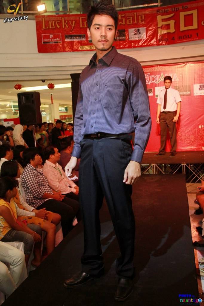 กิ๊ก ดนัย และเพื่อนๆ