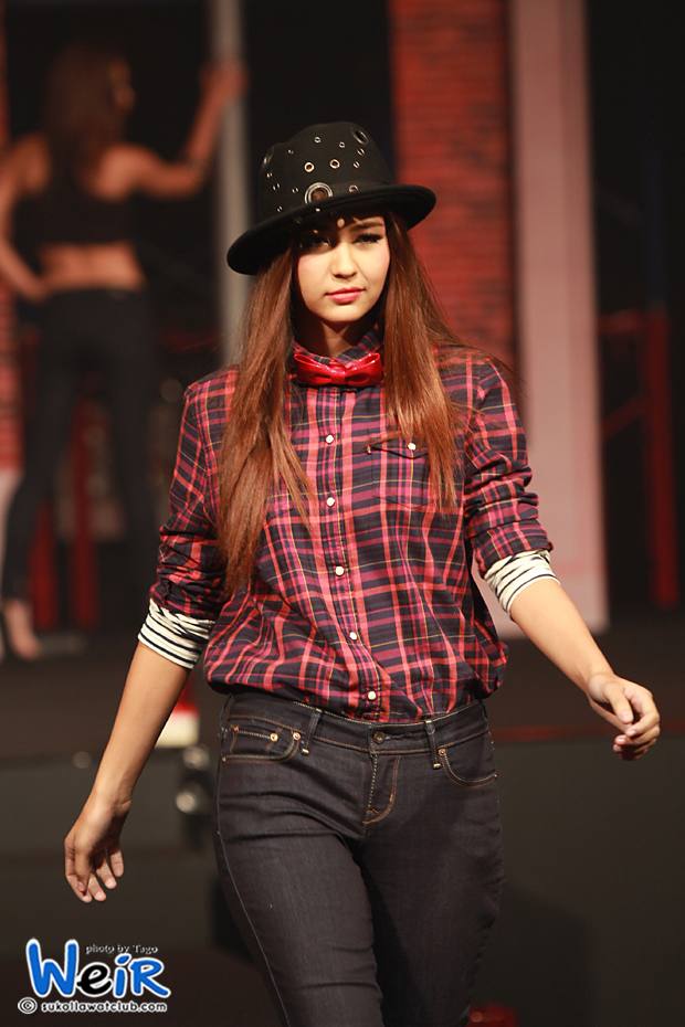 งามเหลือขะนาด