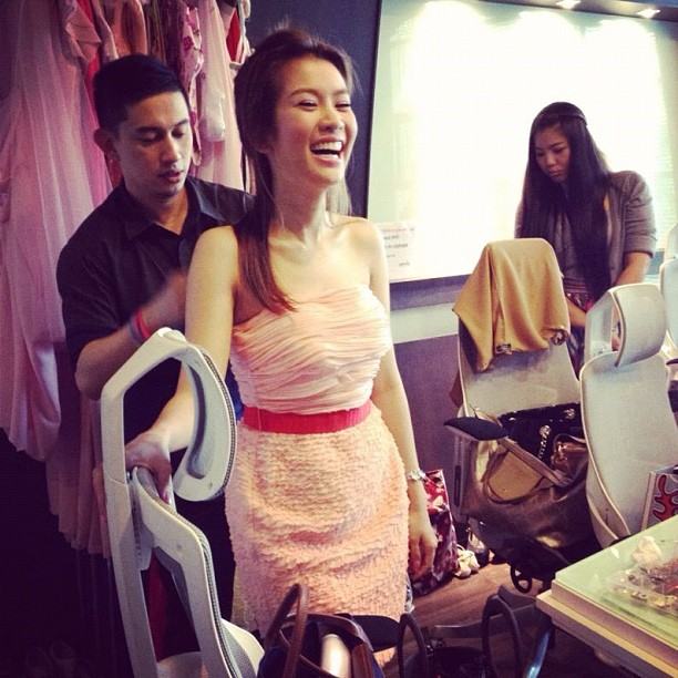 ไบรท์ พิธีกร เรื่องเล่าเช้านี้ สวย ตัวเล็ก แต่น่ารัก