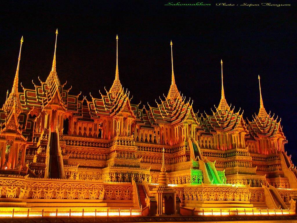 Sakon Nakhon Wax Castle Festival 2012