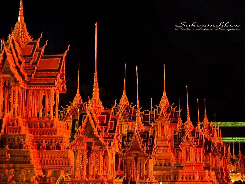 Sakon Nakhon Wax Castle Festival 2012