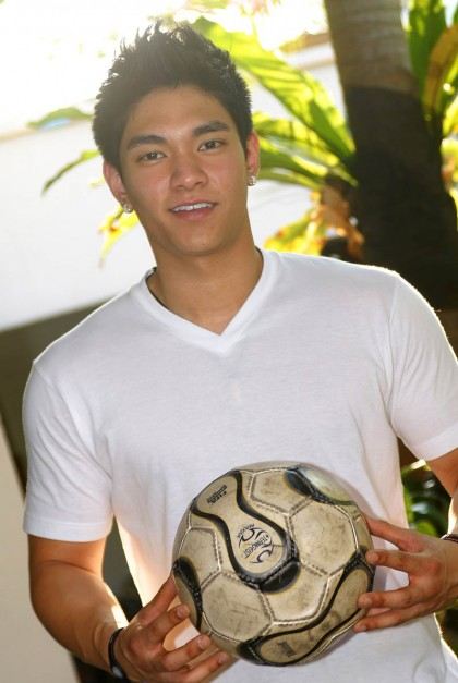 มิกกี้ นนท์ อัลภาชน์ - หนุ่มหล่อคลีโอ2012