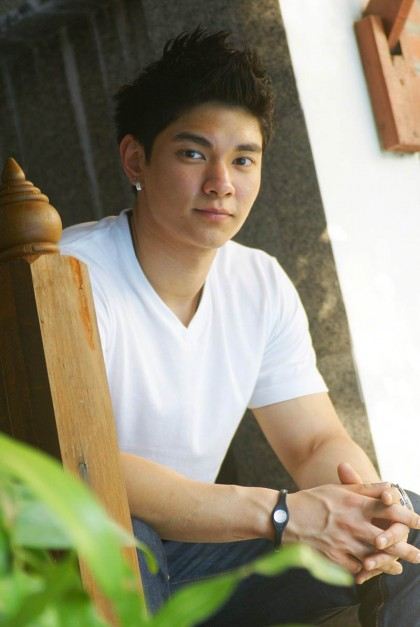 มิกกี้ นนท์ อัลภาชน์ - หนุ่มหล่อคลีโอ2012