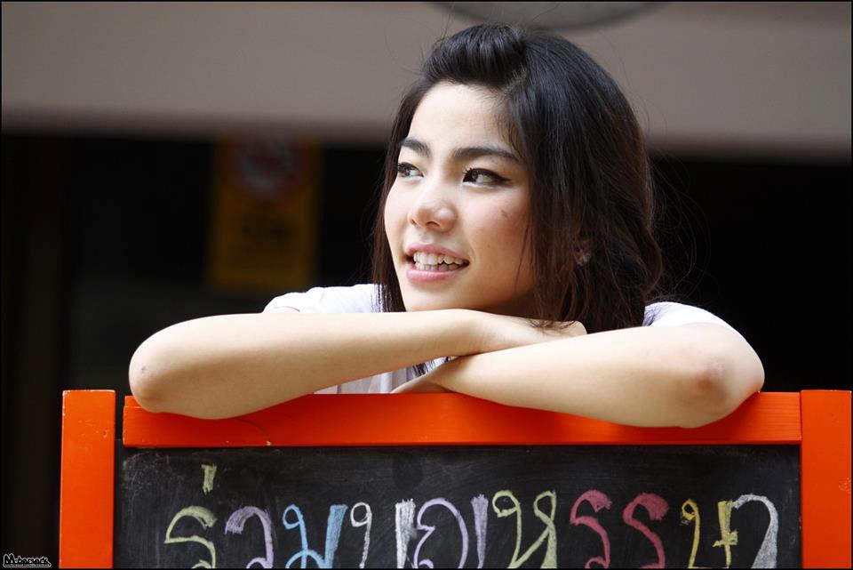 เฟรม The Star 8 สาวน้อว ขาววิ๊ง 2