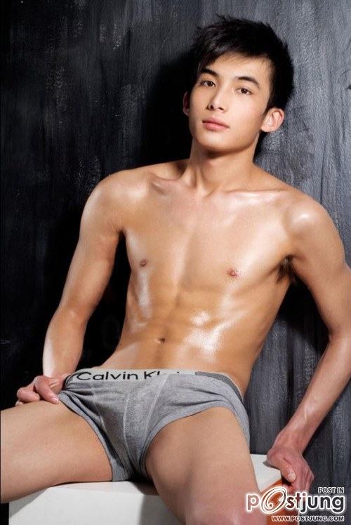 ฺAsian Boys in Underwear