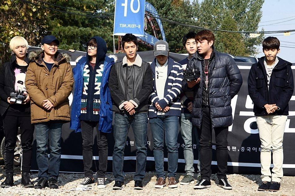 แฟนคลับโฮ!...อีทึก (Leeteuk) แห่งวง ซุปเปอร์จูเนียร์ เข้ากรมเพื่อรับราชการทหาร