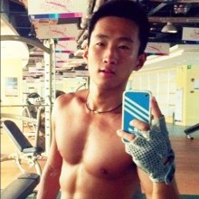 อาตี๋ขาวๆน่ากิน