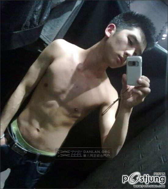 อาตี๋ขาวๆน่ากิน