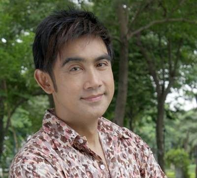 เจนภพ 2544