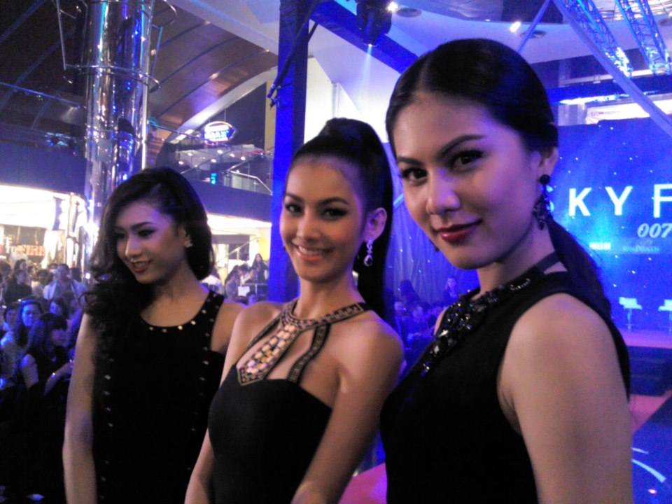 สาวๆ miss universe thailand มางานกาล่าหนังเจมส์บอนด์ Sky Fall ที่พารากอน