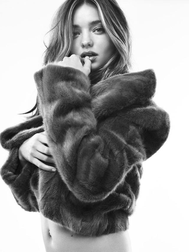 Miranda Kerr @ Esquire UK December 2012