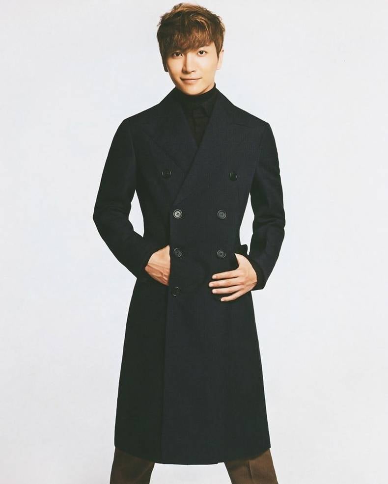 [SJ] Leeteuk @ Vogue Japan Magazine December 2012